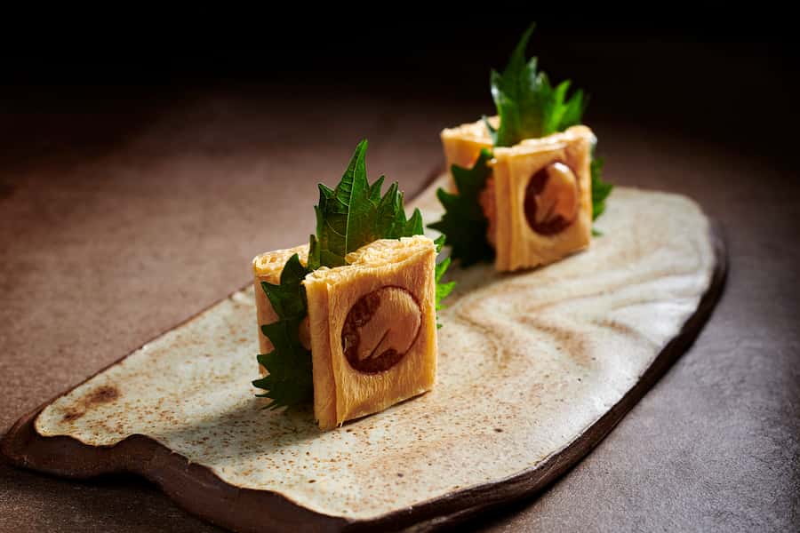 Dubai: Dinner at Kaleidoscope in Atlantis the Palm - Ambassador Lagoon before dinner: a chance to see what you are eating near