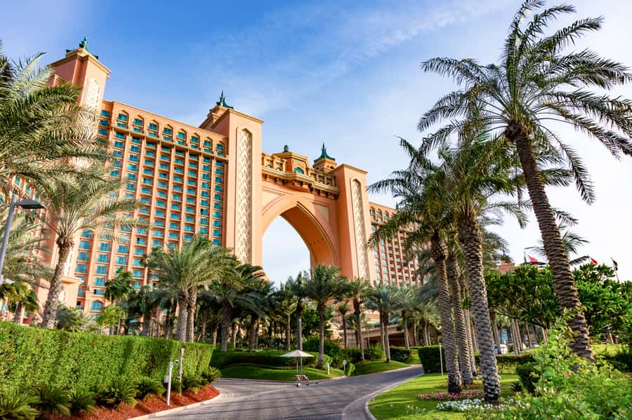 Dubai: Dolphin Encounter & Aquaventure Waterpark Ticket - Key things that make this experience work