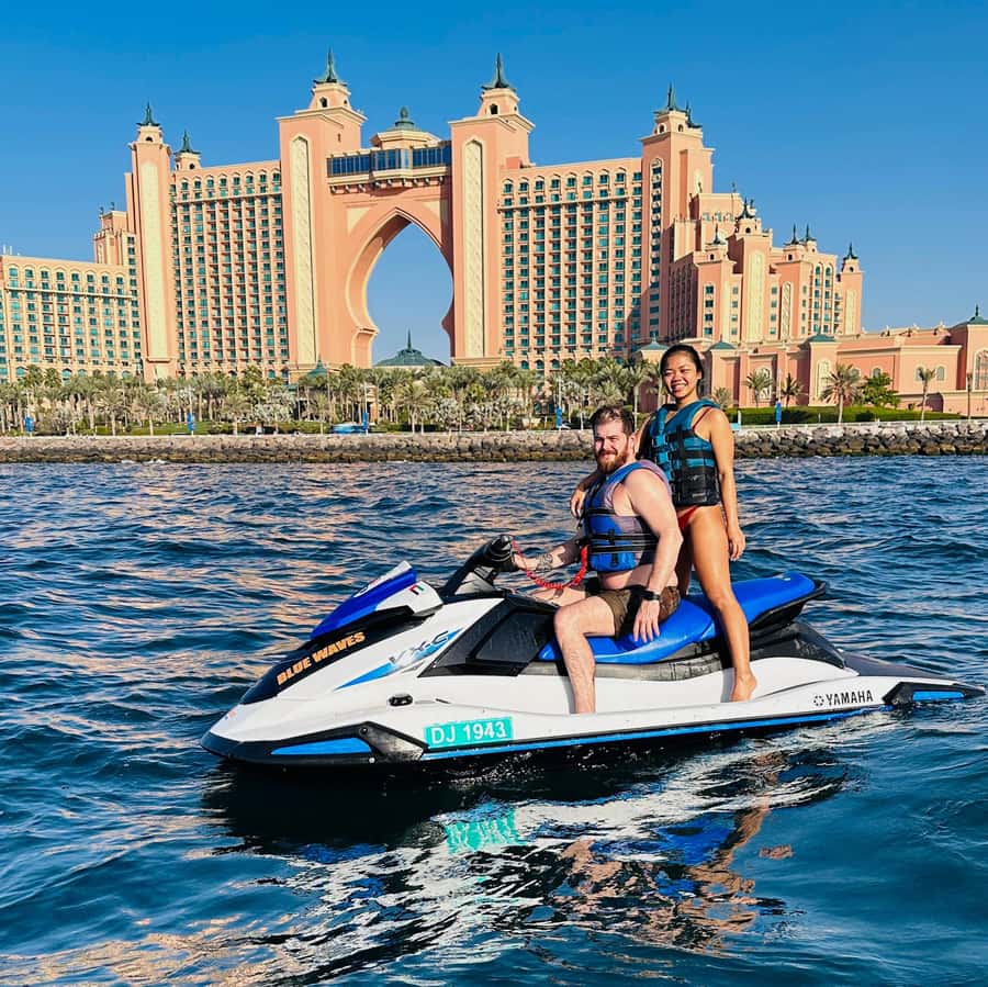 Dubai: Experience Jet Ski to Burj Al Arab +PICTURES & VIDEOS - Safety, lockers, and the small logistics that reduce stress