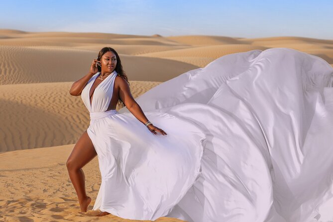 Dubai Flying Dress Private Photoshoot in the Desert - Who this flying dress desert shoot suits best