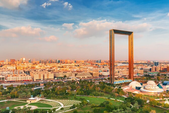 Dubai Frame Admission Tickets - Best time to go: morning calm vs evening crowds and Ramadan closures