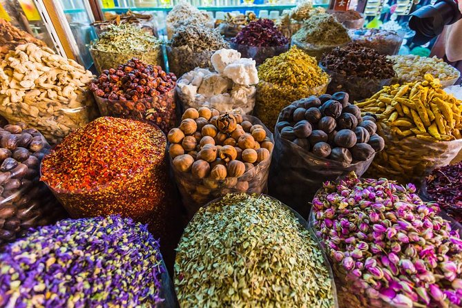 Dubai Full-Day Spanish Language Tour - City of Contrasts - Bastakiya and Al Fahidi Fort, where the creek story becomes real