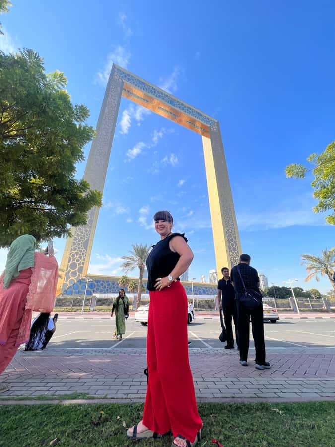 Dubai: Future Museum, Burj Al Arab, and Dubai Frame Tour - Burj Al Arab photo stop: where the angles get tricky