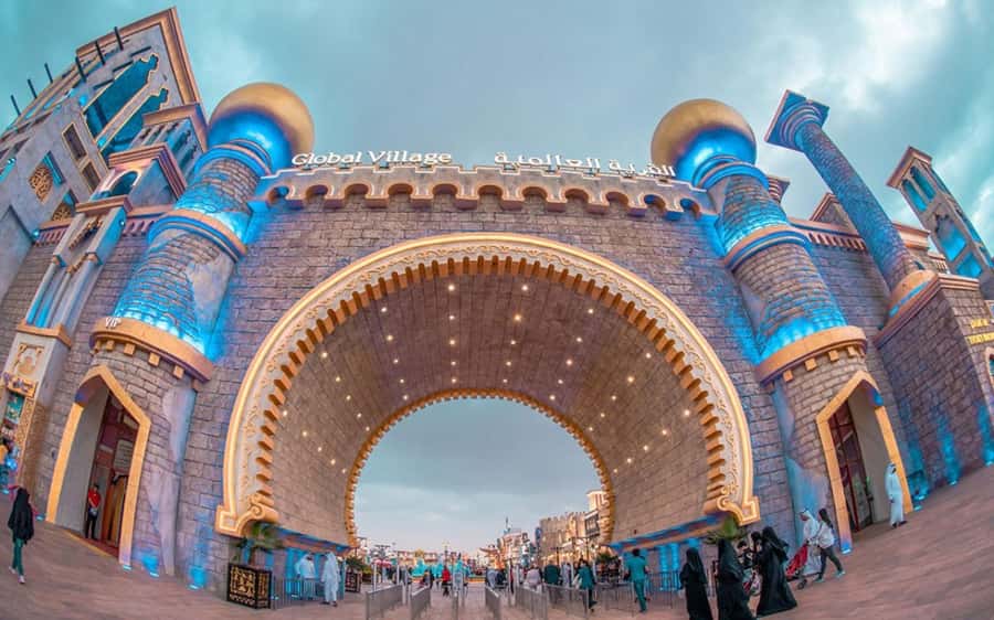 Dubai: Global Village Entry Ticket with Hotel Transfers - Hotel transfers in Dubai: the real difference between shared and private