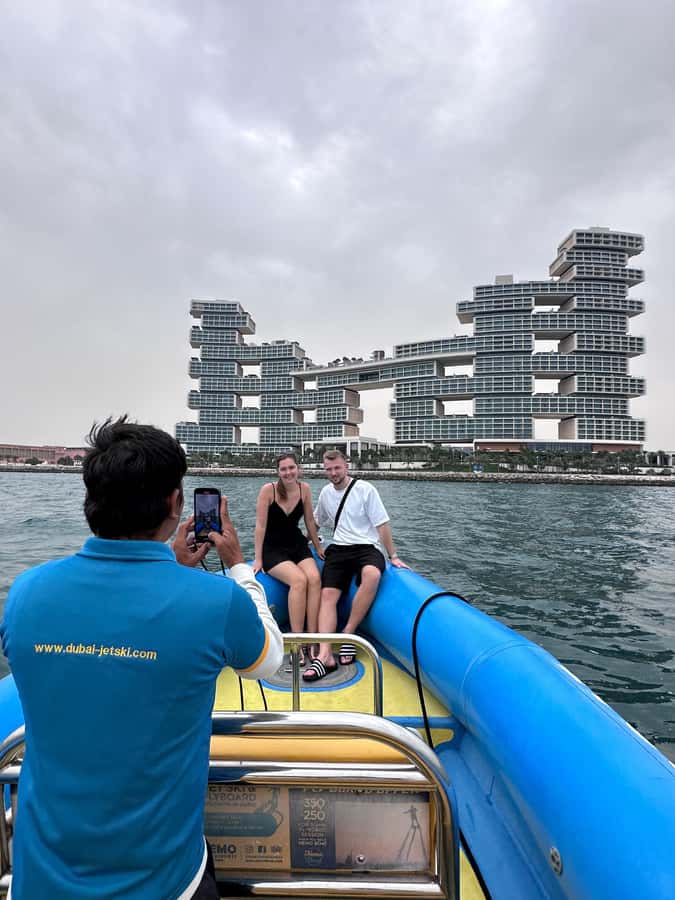Dubai: Guided Speedboat Tour with City Sights & Ice Cream. - Key highlights and what matters most