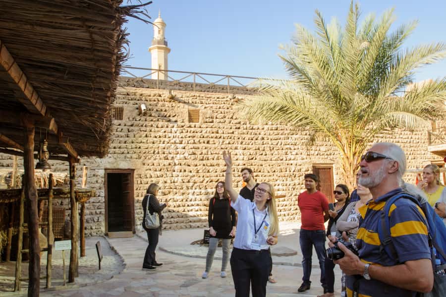 Dubai: Historic City Highlights Day Trip - Inside visit to Al Farooq Omar bin Al Khattab Mosque