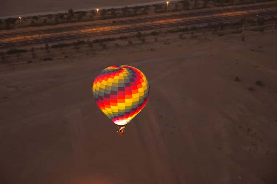 Dubai: Hot Air Balloon Ride & Falcon Show Over the Desert - Practical Tips: How to Prepare for a Smooth Sunrise Morning