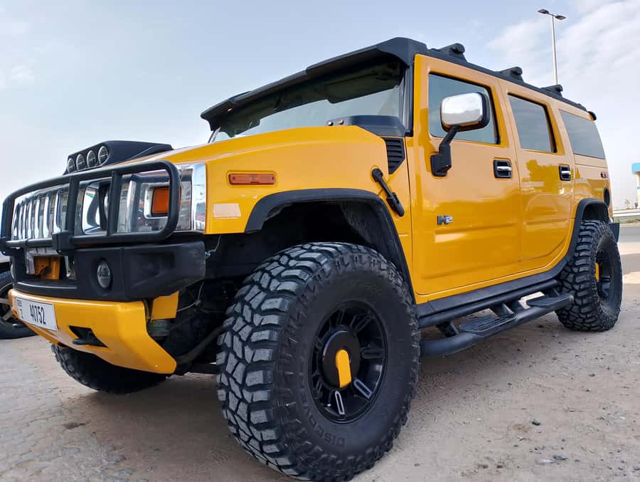 Dubai Hummer Safari Adventure & Traditional Dress Photoshoot - Picture stops and sunset photography: plan for your best shots