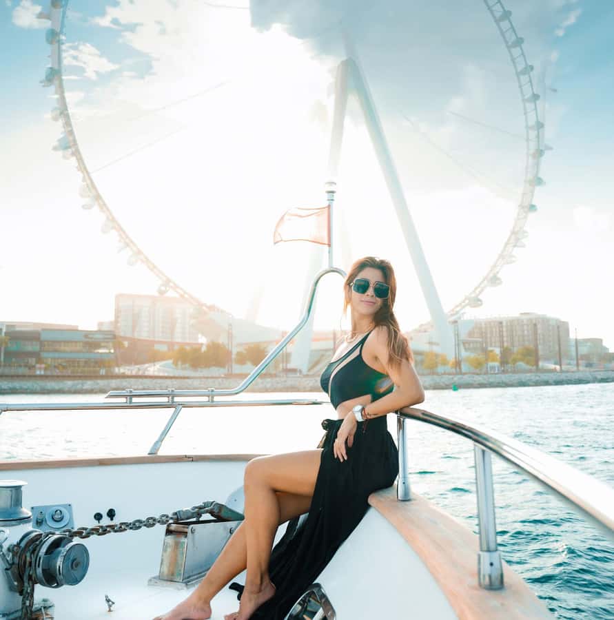 Dubai: Instagrammable Yacht Tour with Drinks & Ain/JBR Views - Dubai Marina yacht views feel like a shortcut to the good stuff