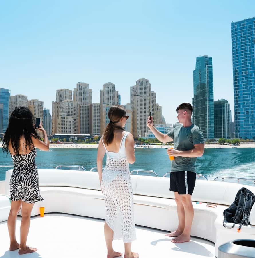 Dubai: Instagrammable Yacht Tour with Drinks & Ain/JBR Views - Boarding day comfort: upper deck vs air-conditioned lower deck