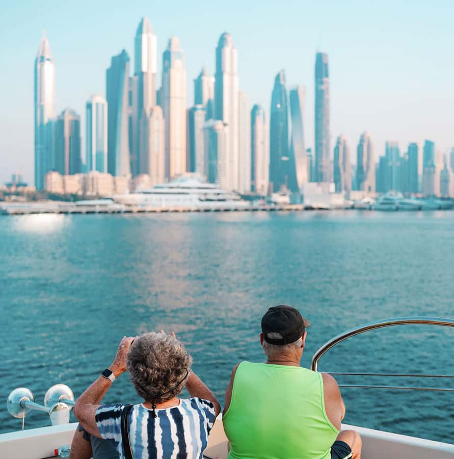 Dubai: Instagrammable Yacht Tour with Drinks & Ain/JBR Views - What you’ll see on the 60-minute Marina route