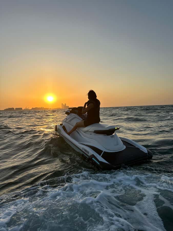 Dubai Jet Ski & Chill? More Like Jet Ski & Thrill! + Coffee - The Photo and Video Advantage: Free Memories at Iconic Spots