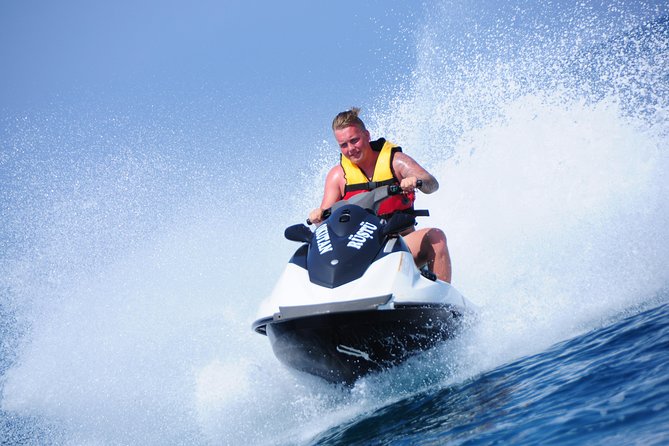 Dubai : Jet Ski Ride to Burj Khalifa & Burj Al Arab with Juice - The Skyline Route: From Burj Khalifa Views to Palm Jumeirah
