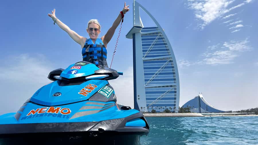 Dubai: Jet Ski to Atlantis with Videos, Photos and Ice Cream - Safety briefing and the jet ski confidence factor