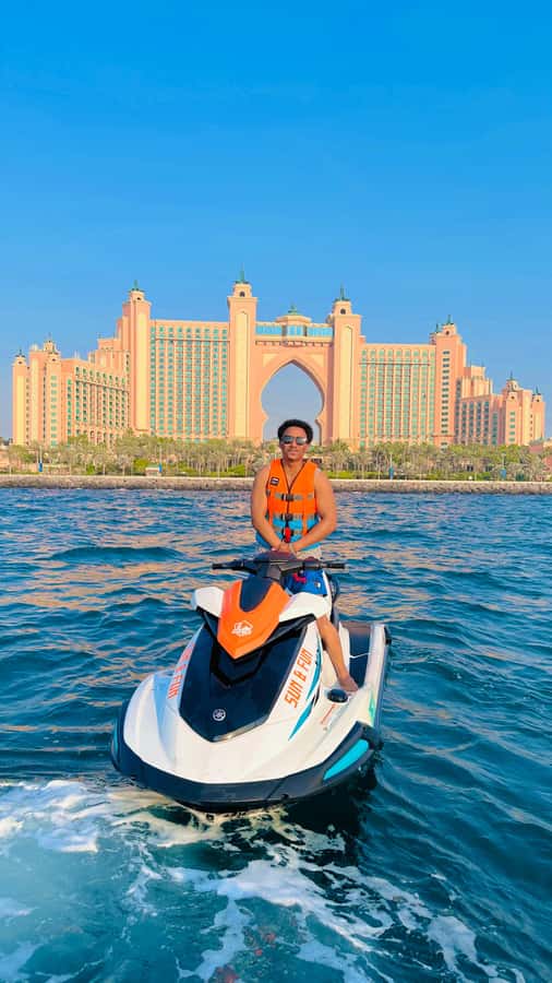 Dubai jet ski: visit the Burj al Arab and Atlantis with photos and videos - Atlantis on your route: the Royal Atlantis factor