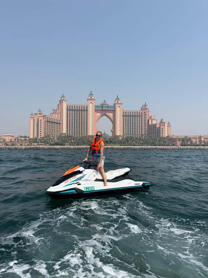 Dubai jet ski: visit the Burj al Arab and Atlantis with photos and videos - Jet ski quality and gear that actually helps