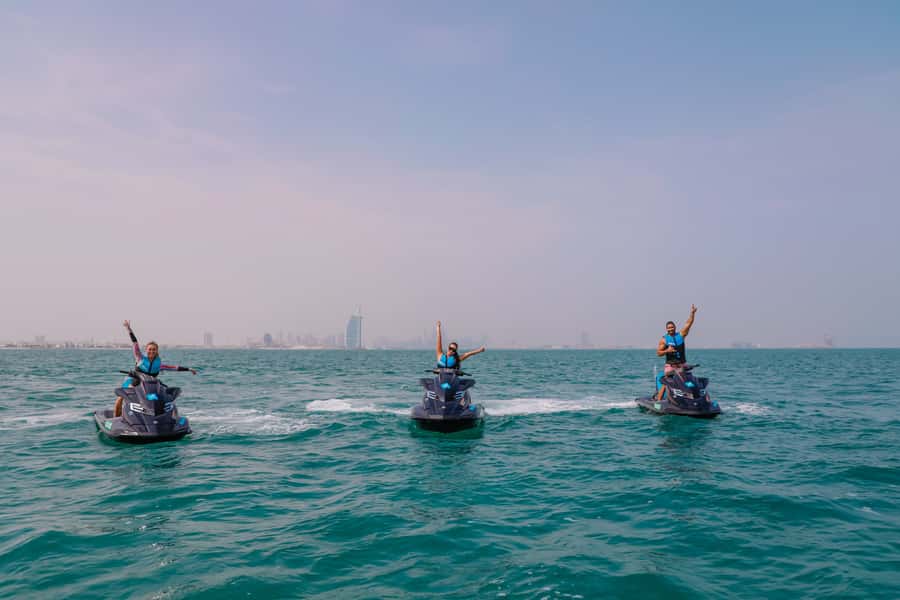 Dubai: Jetski, Burj Khalifa, Burj Al Arab, Juice, & Photos - Burj Al Arab Photo Stop Only With the 60-Minute Option