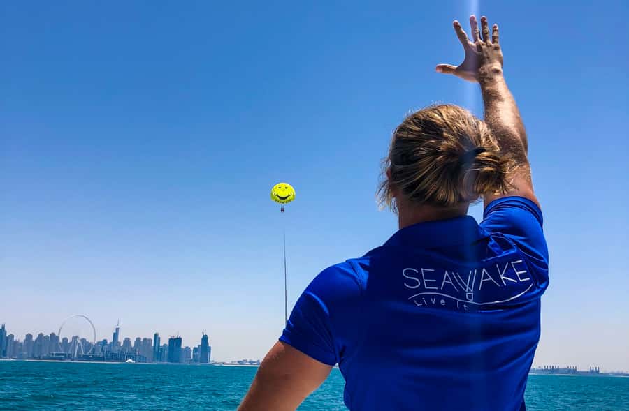Dubai Jumeirah Parasailing adventure with breathtaking views - Cruising out over Jumeirah and the Palm before you fly