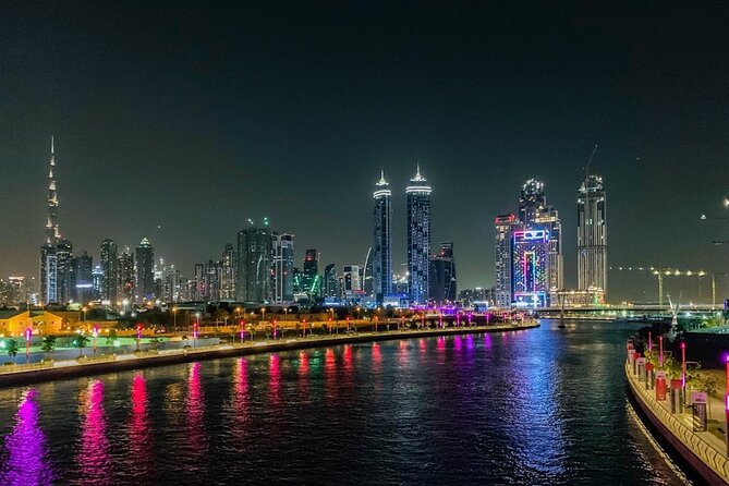 Dubai Layover Night Experience | See the City of Lights - Stop 4: Zabeel Palace, royal-looking photo time