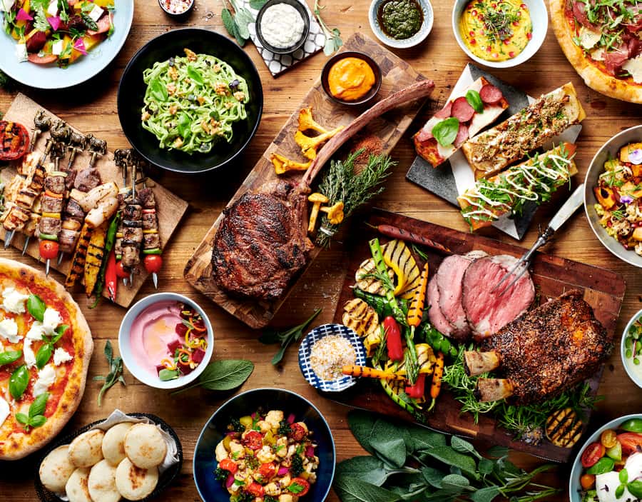 Dubai: Luxury Dinner Buffet at Gastronomy Atlantis The Royal - Who should book this dinner buffet, and who might prefer something else