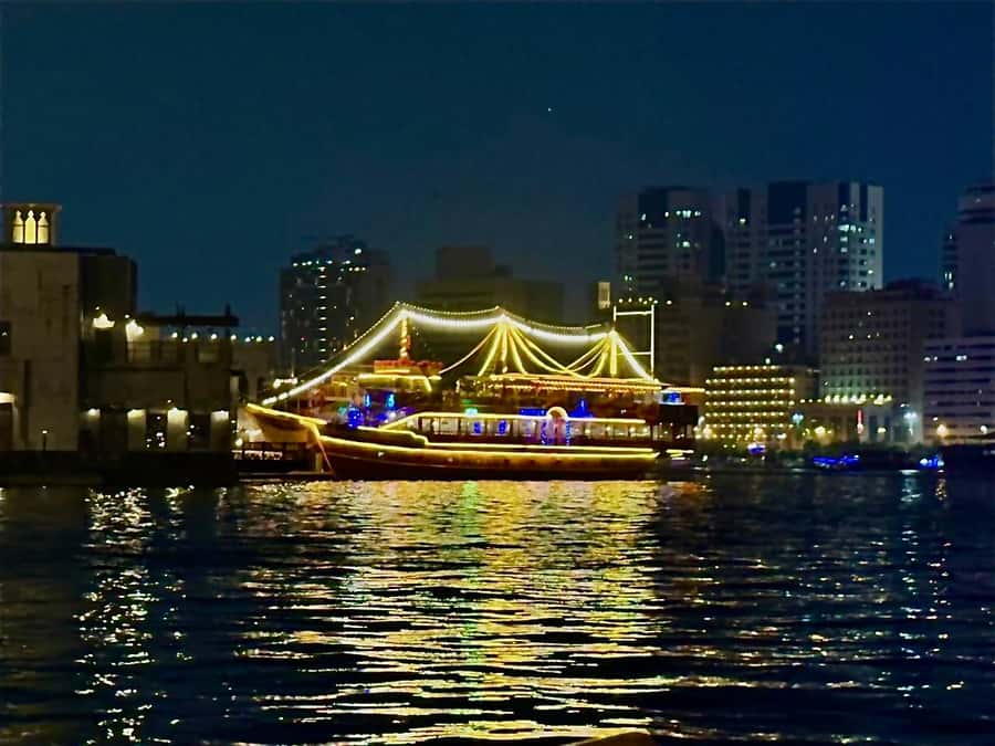 Dubai: Luxury Dinner Cruise with Live Music - FAQ
