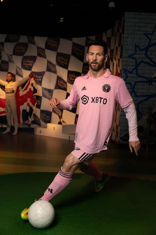 Dubai: Madame Tussauds Adult General Entry Ticket - Fashion: The Interactive Area Where You Feel Like a Star