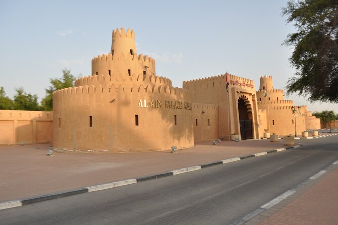 Dubai Magical Day & Night Tour In A Private Vehicle - Burj Khalifa area and Dubai Water Canal: where you’ll want to decide