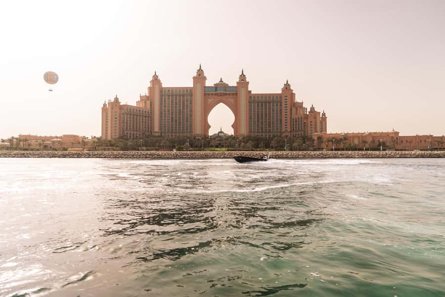 Dubai Marina: 1-Hour Luxury Sightseeing Speedboat Tour - Key highlights worth marking on your map