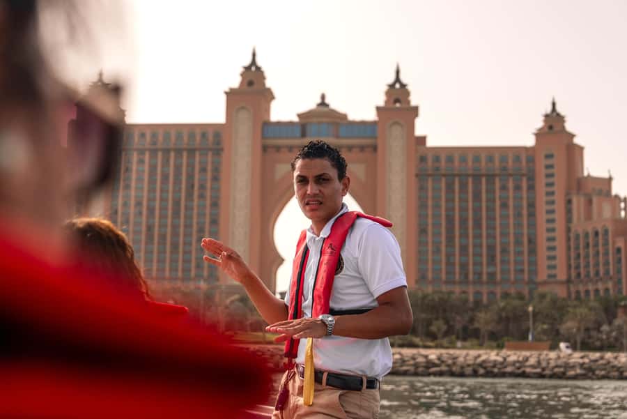 Dubai Marina: 1-Hour Luxury Sightseeing Speedboat Tour - Who should book this speedboat tour, and who should skip it