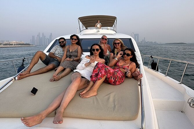 Dubai Marina 2 Hour Sunset Yacht Tour with Alcoholic Drinks - Stop-by-Stop: Dubai Landmarks From the Water
