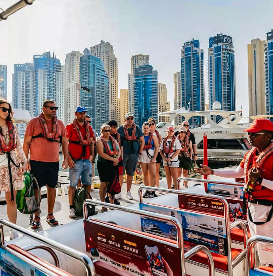 Dubai: Marina, Atlantis, Palm & Burj Al Arab Speedboat Tour - Ain Dubai and the Jumeirah Coast, Seeing the City’s Scale from Water