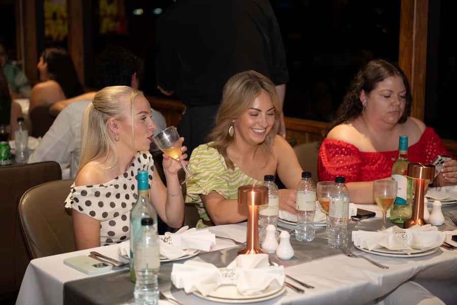 Dubai Marina: Luxury Dinner Cruise, Live Show, Open Bar & DJ - Photos you’ll actually want to keep