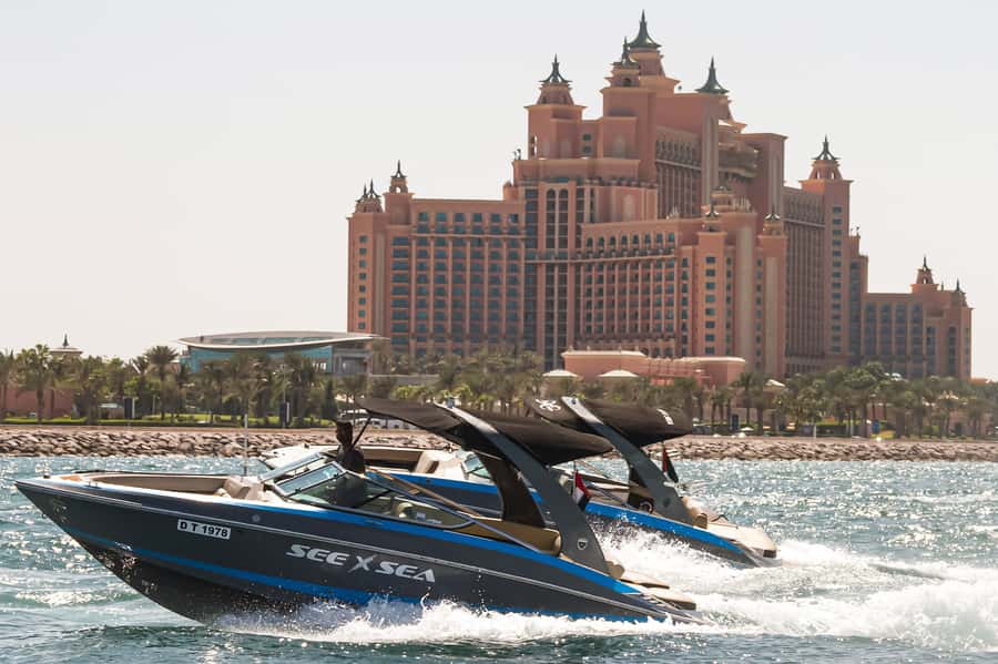 Dubai: Marina Private Boat Tour & Palm Jumeirah Sightseeing - What you’ll see from the water (and what to look for)