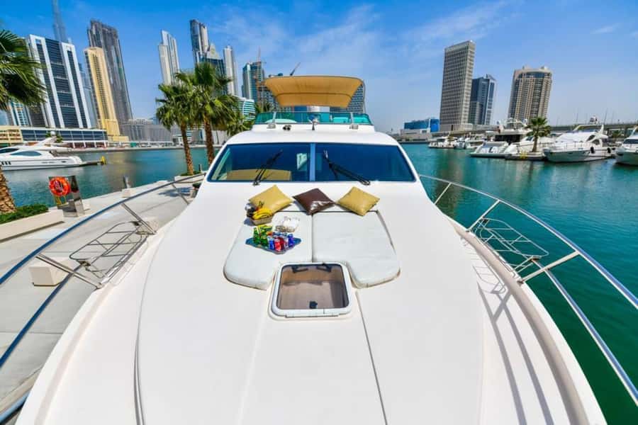 Dubai: Marina Private Luxury Yacht Tour - From Dubai Marina to the skyline: Why this departure is a win
