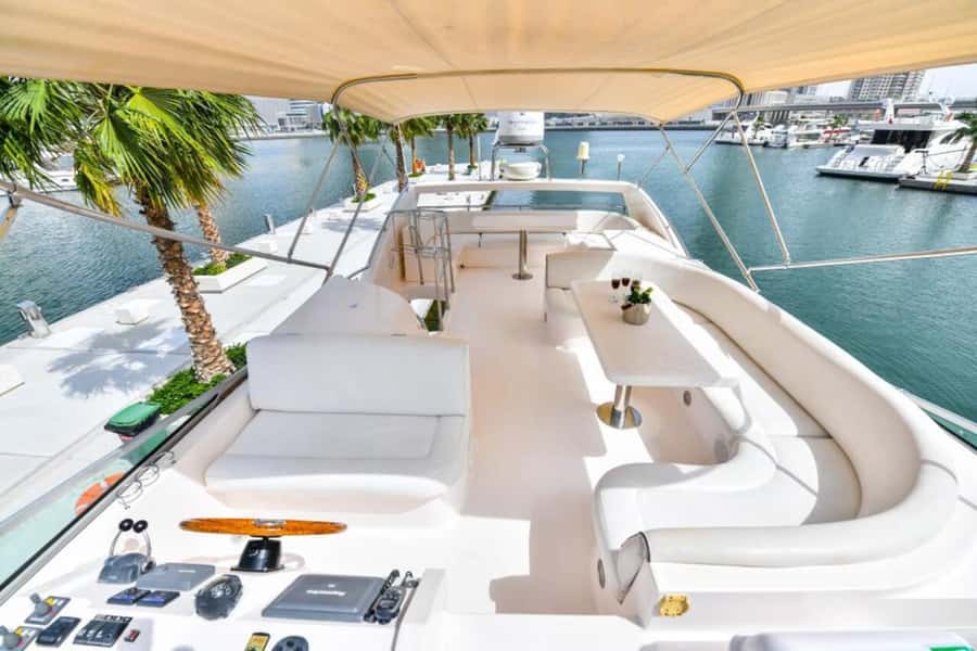 Dubai: Marina Private Luxury Yacht Tour - Should you book this Dubai Marina private luxury yacht tour?