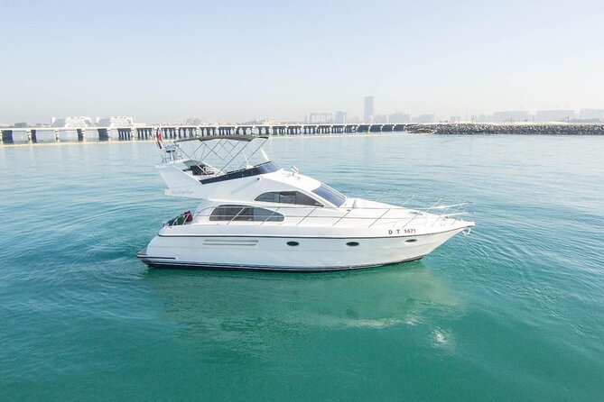 Dubai Marina Yacht Charters: Luxury on the Waves - Crew Service, Boat Condition, and the Reality Check