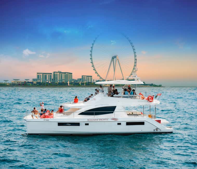 Dubai Marina Yacht Tour: Ain Wheel, JBR & Harbour in 1 Hour - Timing, seasickness, and who this tour fits best