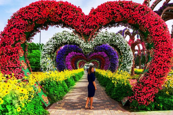 Dubai Miracle Garden and Global Village Shopping Tour - Global Village in 3 hours, shopping plus shows with 90-country energy