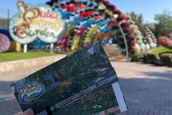Dubai Miracle Garden Entry Tickets - Walking the garden: from floral sets to the big themed landmarks