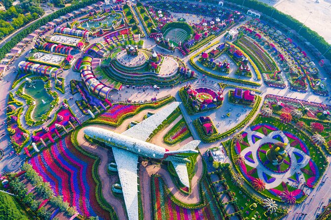 Dubai Miracle Garden Ticket with Transfer - Food, drinks, and souvenir shopping on site