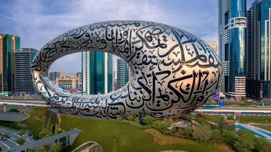 Dubai Modern Tour: Souq Madinat, Marina, Burj Khalifa stop - Palm Jumeirah and Atlantis: Photos, Views, and Included Monorail Time