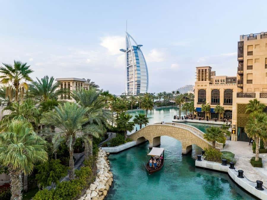 Dubai Modern Tour: Souq Madinat, Marina, Burj Khalifa stop - Who Should Book This Tour (and Who Should Skip It)