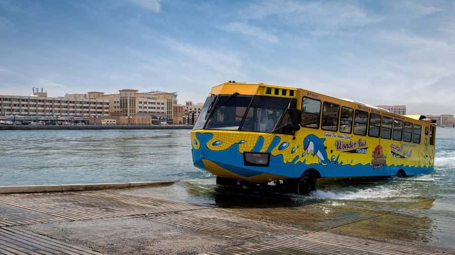 Dubai: Old town tour with Wonder Bus, souks, Creek and Guide - Why an amphibious Wonder Bus is the fastest way to see old Dubai