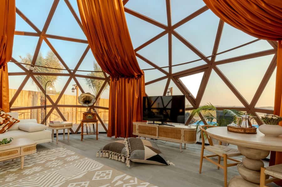 Dubai: Overnight Safari, Dinner, Stargazing & Al Khayma Camp - Sunrise camel trek and breakfast: the best reason to go overnight