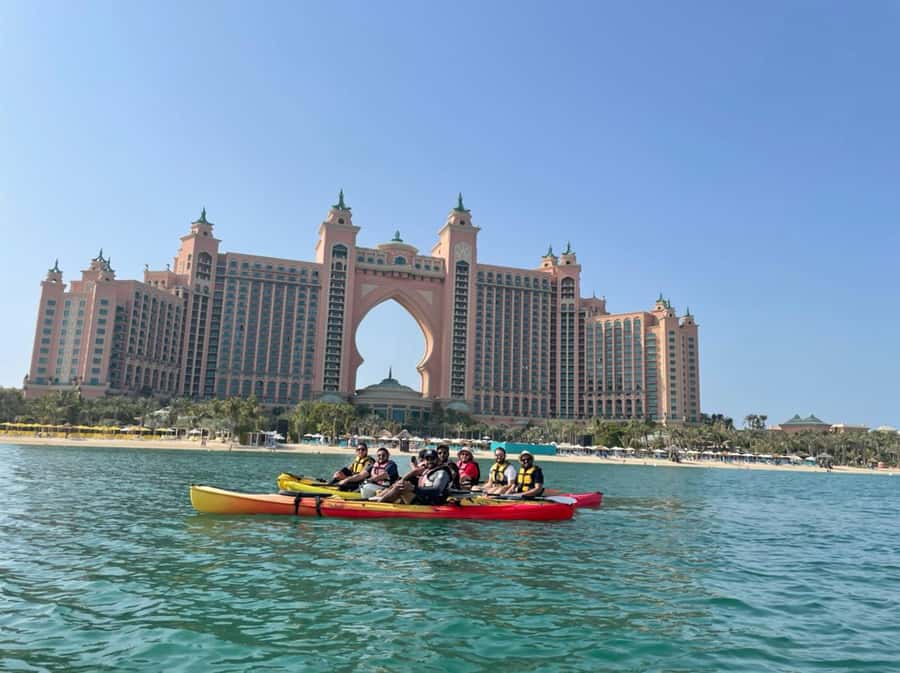 Dubai: Palm Jumeirah Guided Kayaking Tour - Timing and the 4 PM Feel (Yes, Sunset Slots Help)