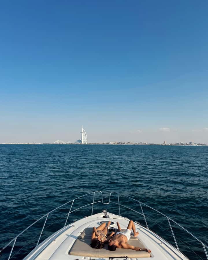 Dubai: Palm Jumeirah luxury private yacht Tour - Getting to the meeting point at Dubai Marina