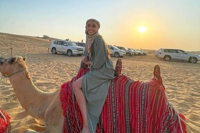 Dubai Premium Desert Safari – Live Buffet Dinner & Luxury Camp - Buffet dinner with 32 items, how to eat well in the desert