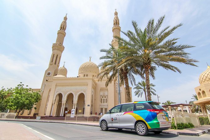 Dubai Private Arrival Airport Transfer to Any Hotels in UAE - Your ride: Sedan or Minivan, sized for your group