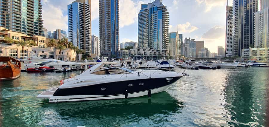 Dubai: Private Boat Cruise from Dubai Marina up to 12 people - Meet at Everest Yacht Charter Near Dubai Marina Walk