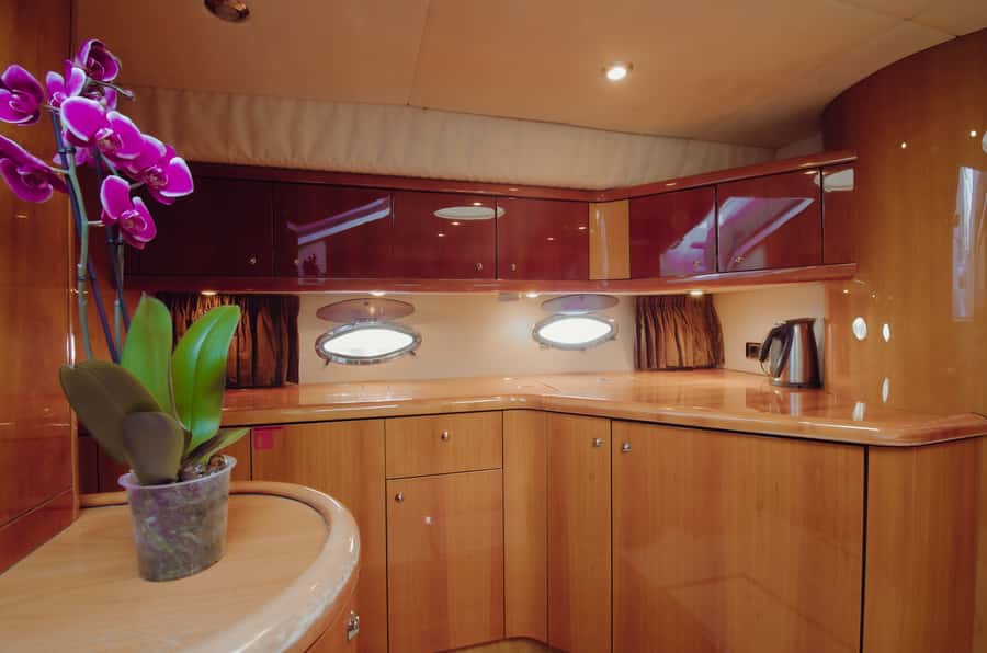 Dubai: Private Boat Cruise from Dubai Marina up to 12 people - Your Route: Jumeirah Beach Residence, Bluewaters, Ain Dubai, and the Palm